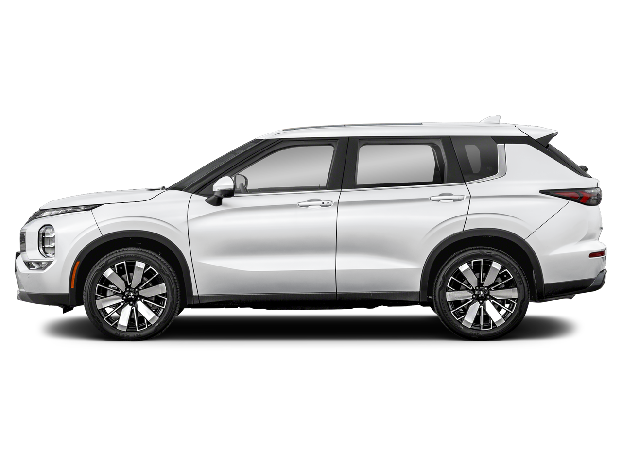 2026 Mitsubishi Outlander SE photo 3