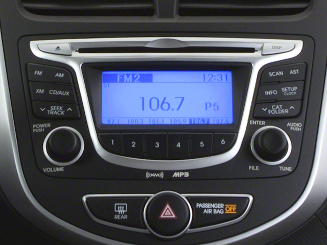 2012 Hyundai Accent 5-Door GS