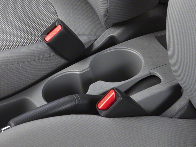2012 Hyundai Accent 5-Door GS