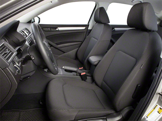 2013 Volkswagen Passat SEL