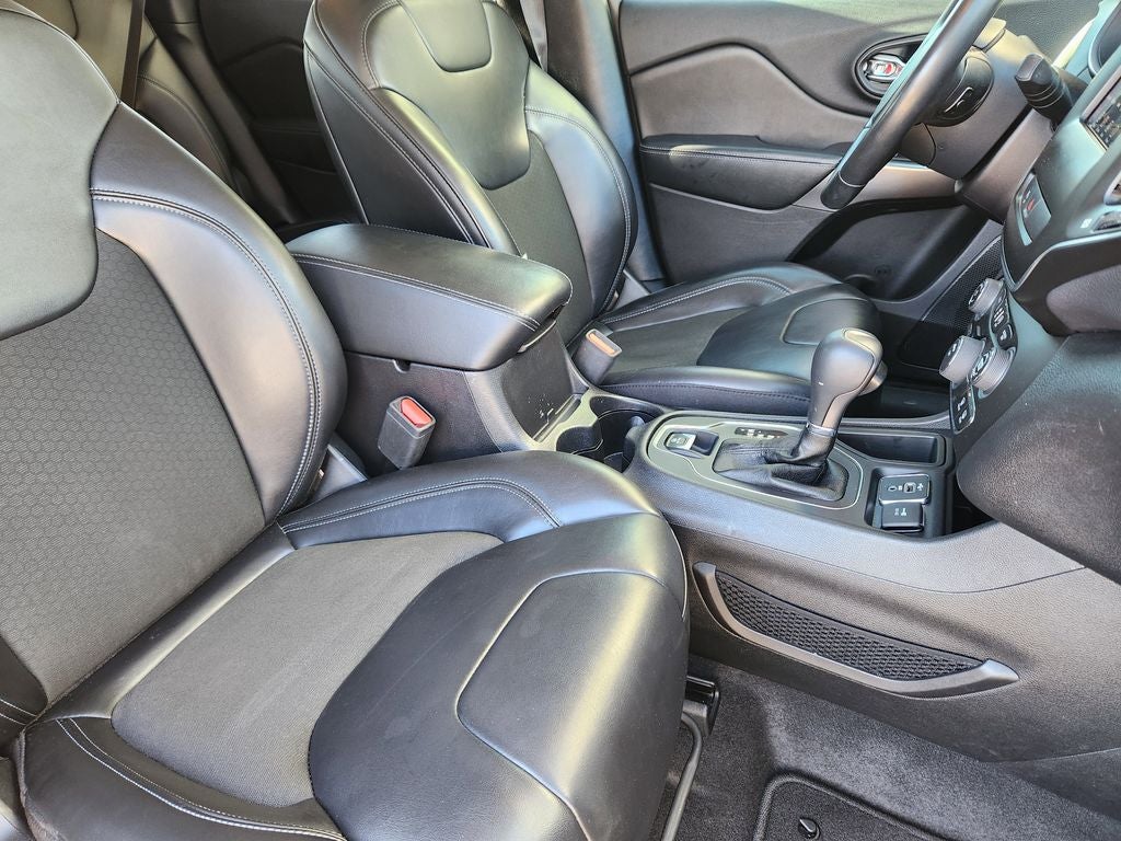 2020 Jeep Cherokee Latitude Plus FWD