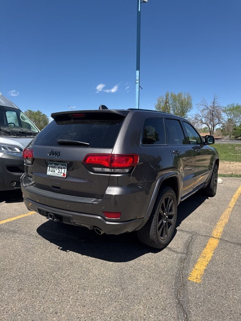 2021 Jeep Grand Cherokee Laredo X 4x4
