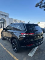 2022 Jeep Grand Cherokee Altitude