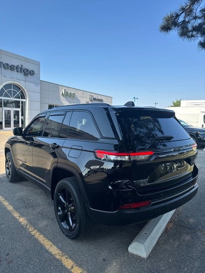 2022 Jeep Grand Cherokee Altitude