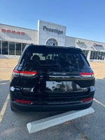 2022 Jeep Grand Cherokee Altitude
