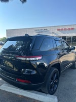 2022 Jeep Grand Cherokee Altitude