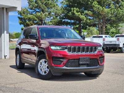 2023 Jeep Grand Cherokee Laredo 4x4