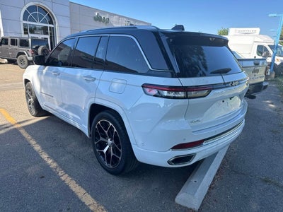 2023 Jeep Grand Cherokee Summit Reserve
