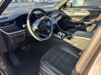 2024 Jeep Grand Cherokee L Altitude 4x4