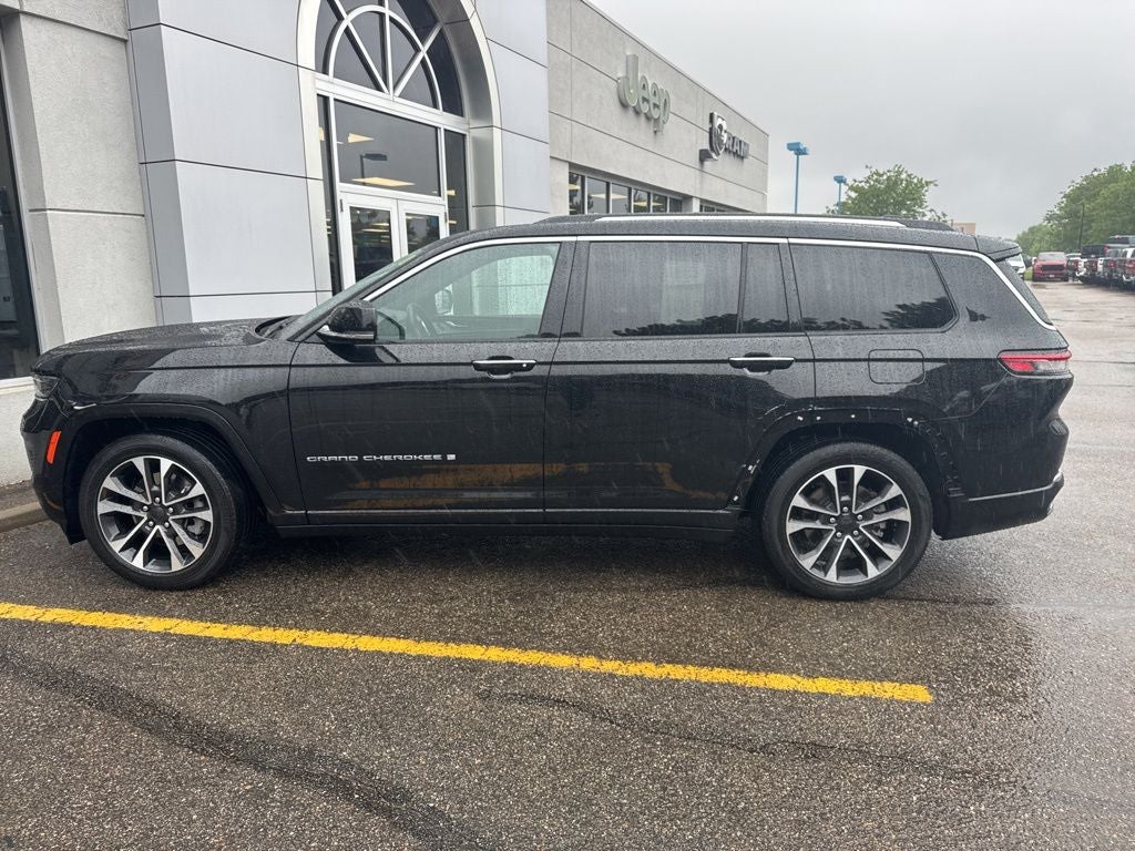2022 Jeep Grand Cherokee L Overland 4x4