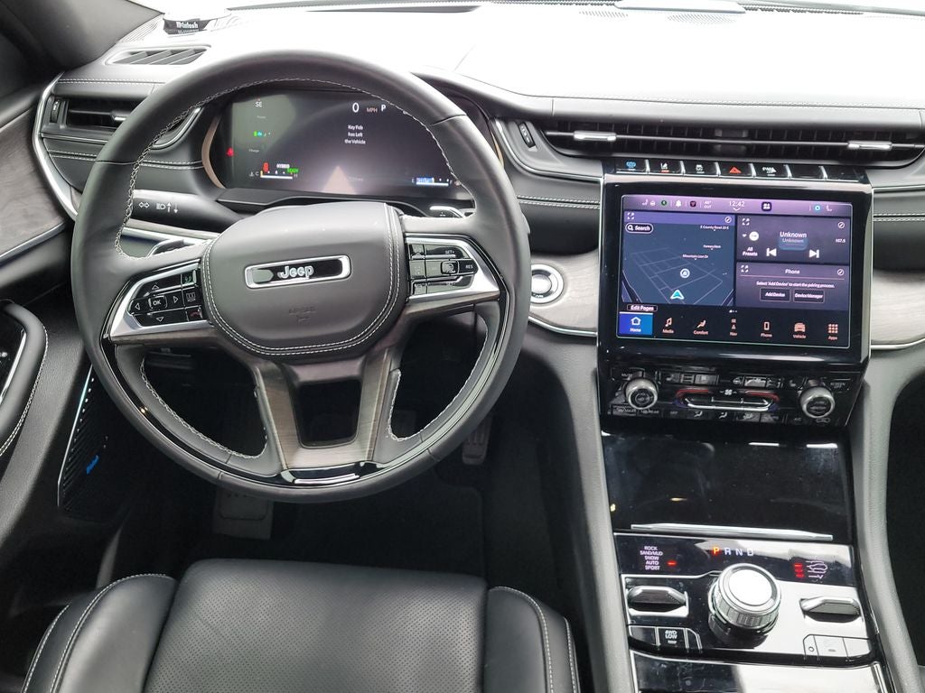 2025 Jeep Grand Cherokee 4xe Overland 4xe