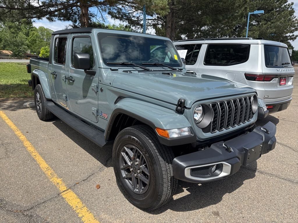 2024 Jeep Gladiator Sport S