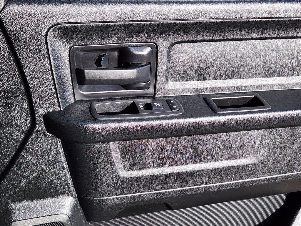 2018 RAM 1500 Tradesman Quad Cab 4x2 6'4' Box