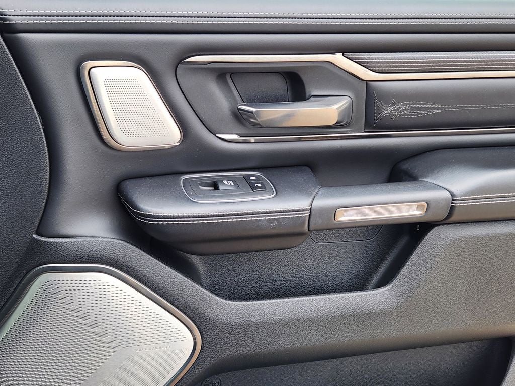 2020 RAM 1500 Limited Crew Cab 4x4 5'7' Box