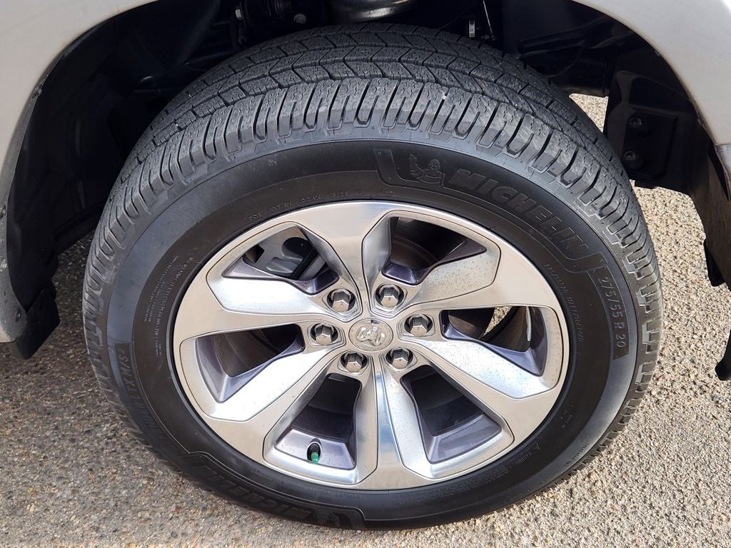 2020 RAM 1500 Limited Crew Cab 4x4 5'7' Box