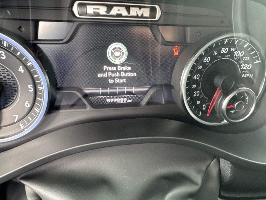 2023 RAM 1500 Laramie Crew Cab 4x4 5'7' Box