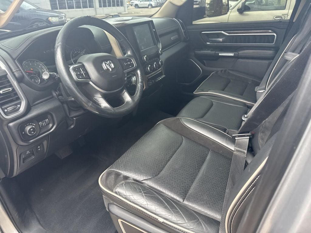 2019 RAM 1500 Laramie Crew Cab 4x4 5'7' Box