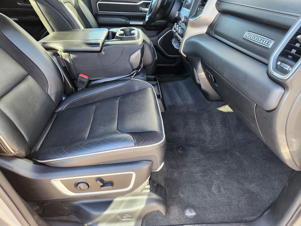 2022 RAM 1500 Laramie Crew Cab 4x4 5'7' Box