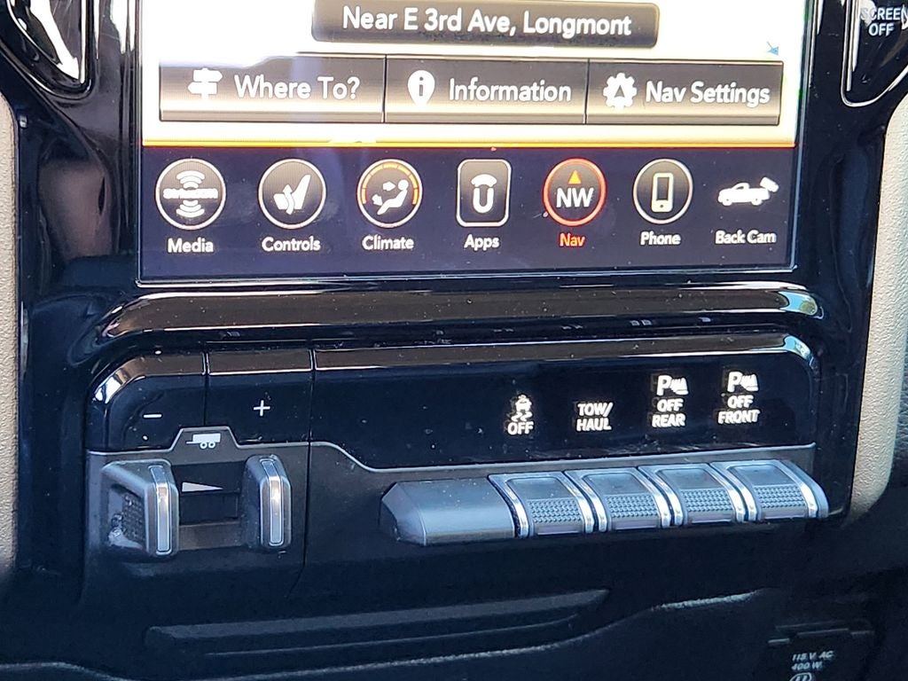 2019 RAM 1500 Laramie Crew Cab 4x4 5'7' Box