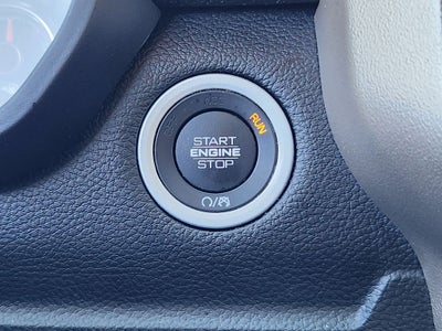 2019 RAM 1500 Laramie Crew Cab 4x4 5'7' Box