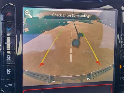 2019 RAM 1500 Laramie Crew Cab 4x4 5'7' Box