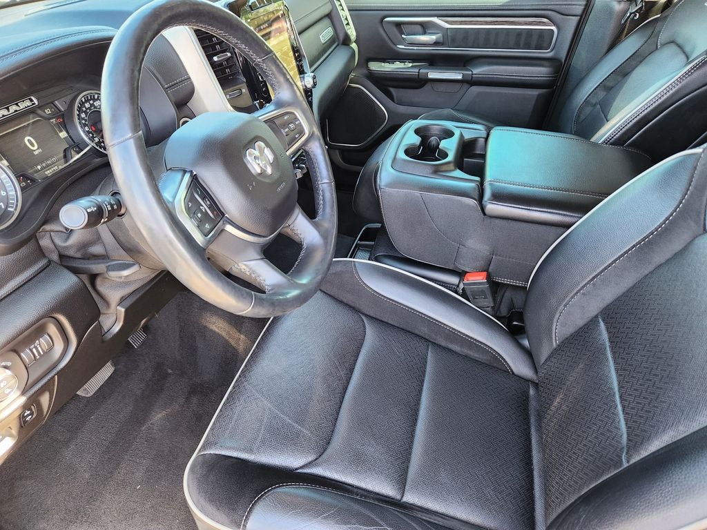 2019 RAM 1500 Laramie Crew Cab 4x4 5'7' Box