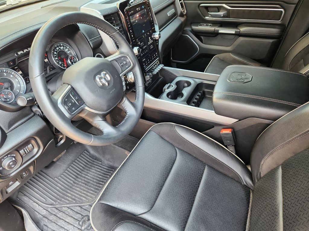 2024 RAM 1500 Laramie Crew Cab 4x4 5'7' Box