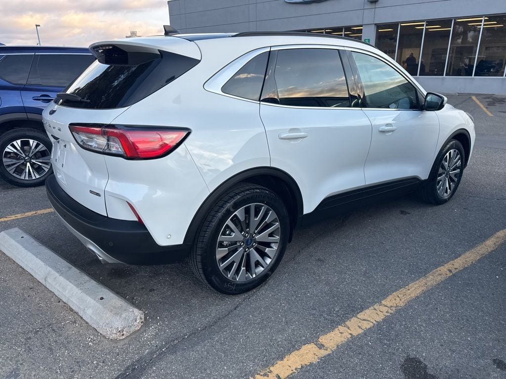 2020 Ford Escape Titanium Hybrid
