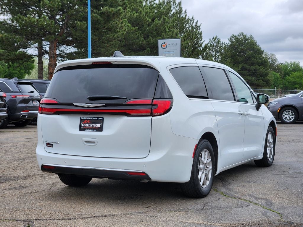 2023 Chrysler Pacifica Touring L