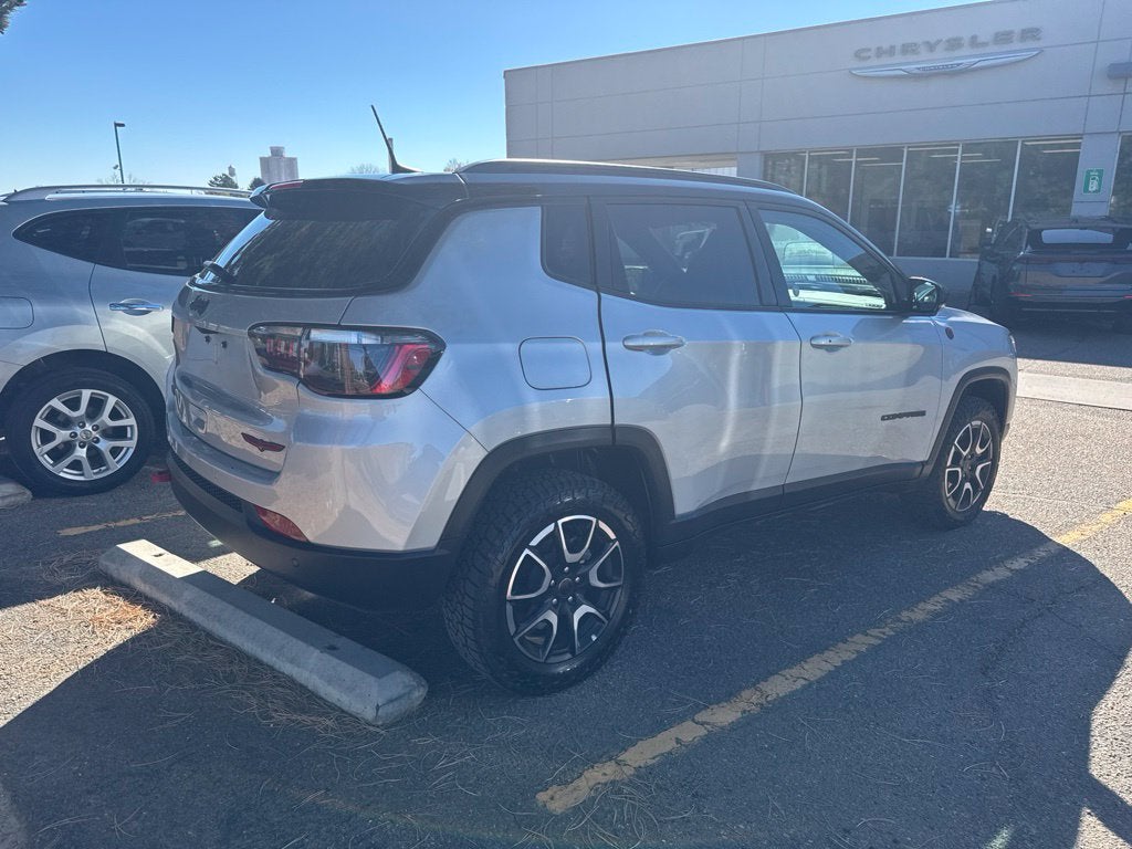 2025 Jeep Compass Trailhawk