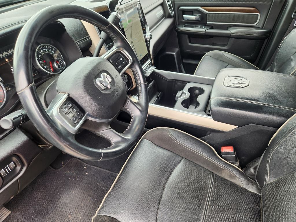 2022 RAM 3500 Laramie Crew Cab 4x4 8' Box