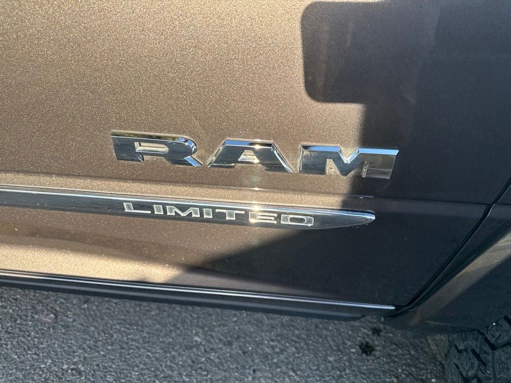 2025 RAM 2500 Limited Crew Cab 4x4 6'4' Box