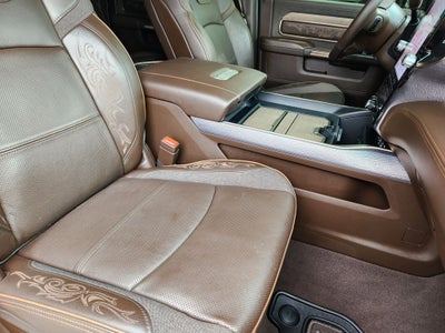 2025 RAM 3500 Limited Longhorn Crew Cab 4x4 8' Box