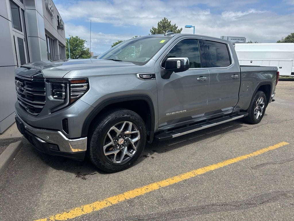 2023 GMC Sierra 1500 4WD Crew Cab Standard Box SLT