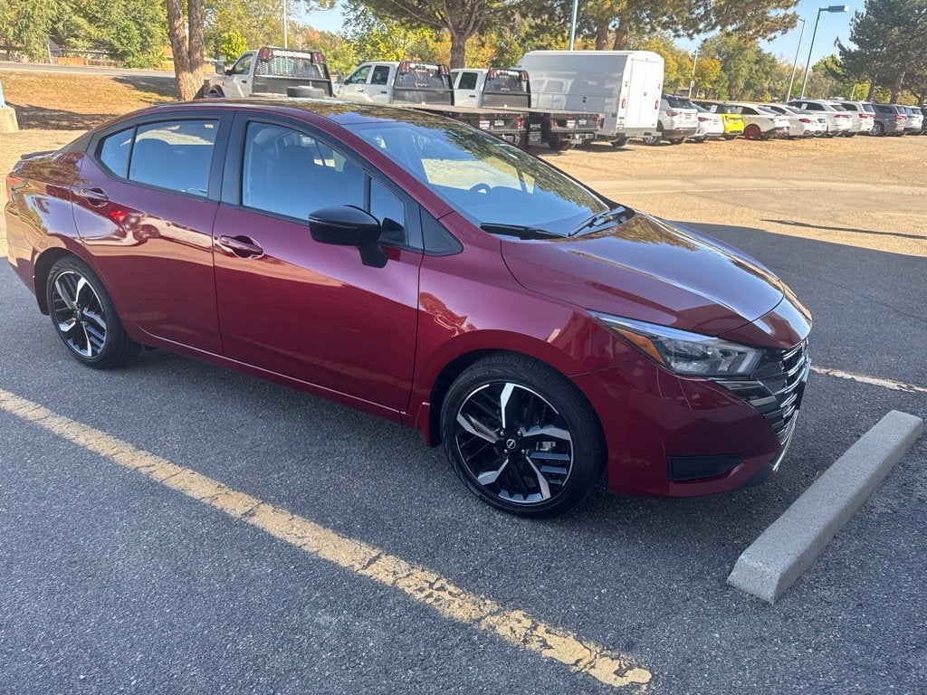 2025 Nissan Versa 1.6 SR