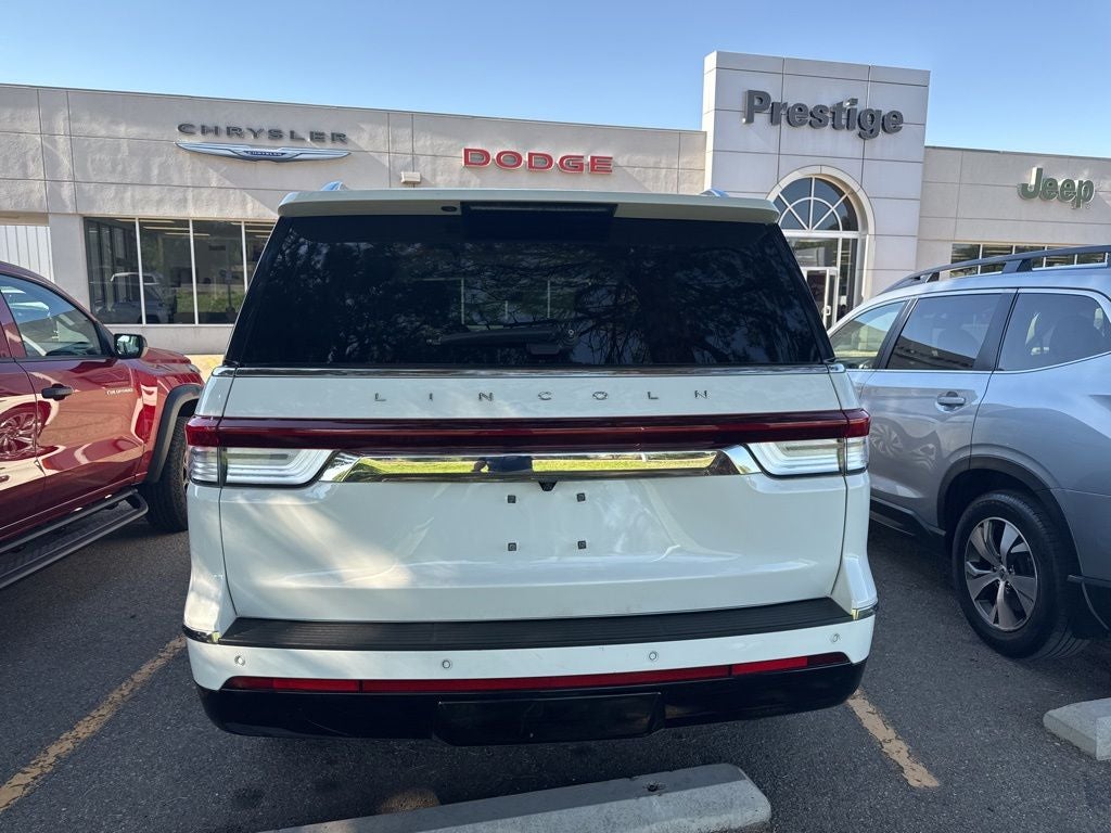 2022 Lincoln Navigator Standard