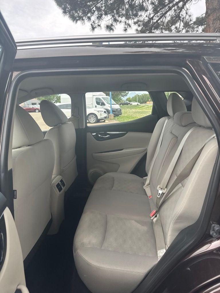 2017 Nissan Rogue Sport SV