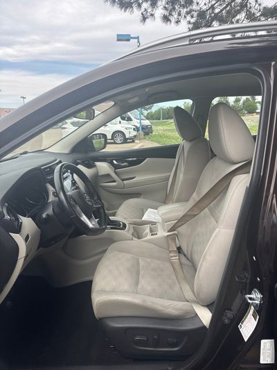 2017 Nissan Rogue Sport SV