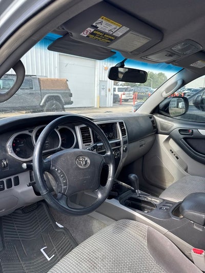 2004 Toyota 4Runner SR5