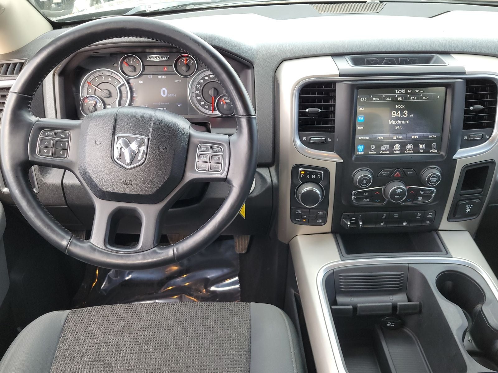 2017 RAM 1500 Big Horn