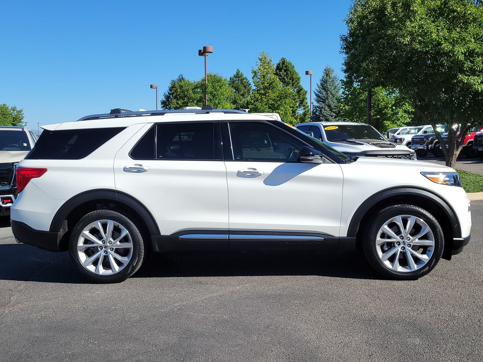 2022 Ford Explorer Platinum