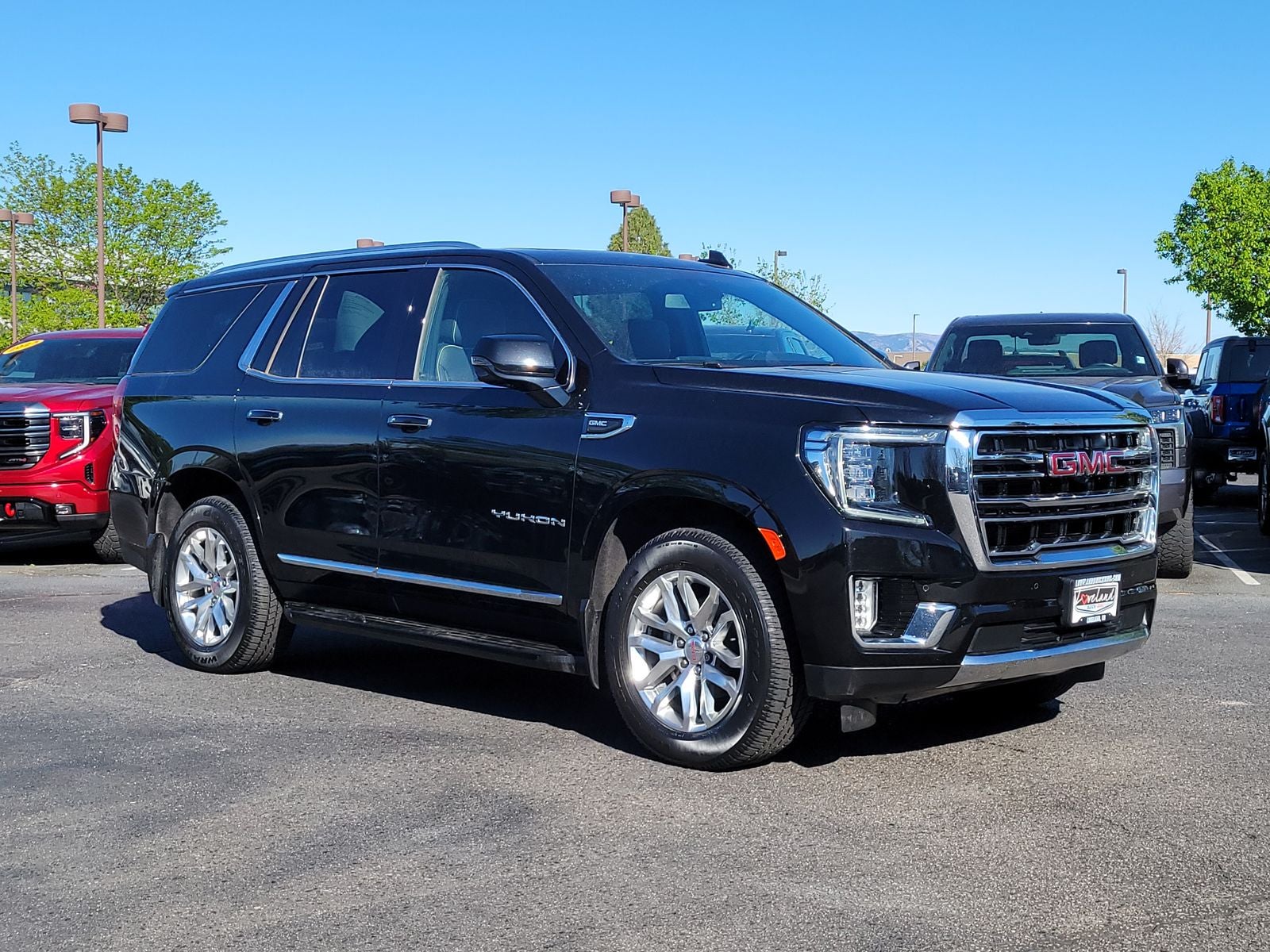 2022 GMC Yukon SLT