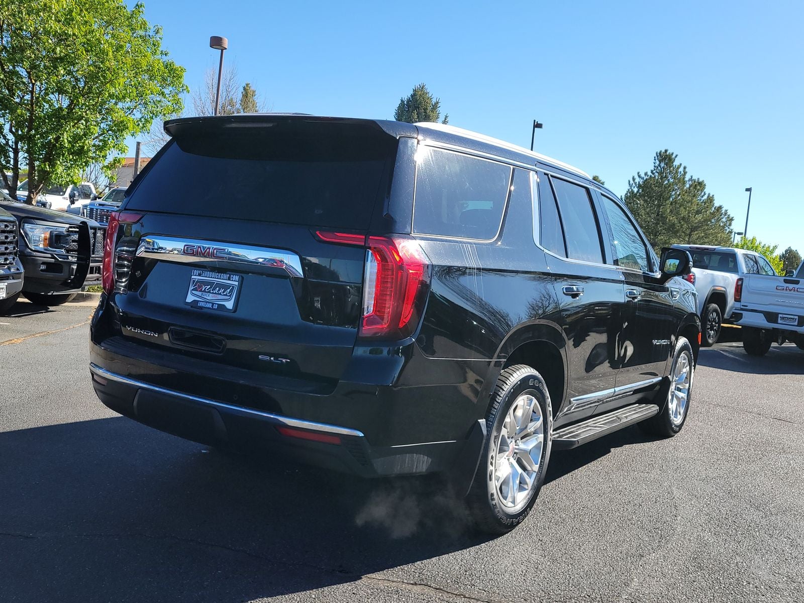 2022 GMC Yukon SLT
