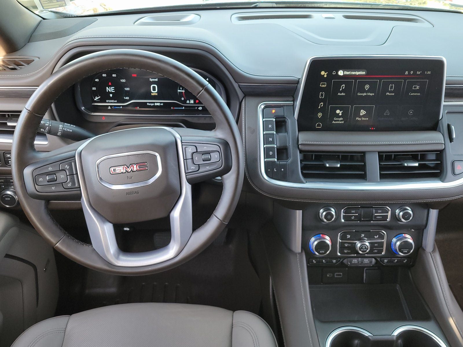 2023 GMC Yukon SLT
