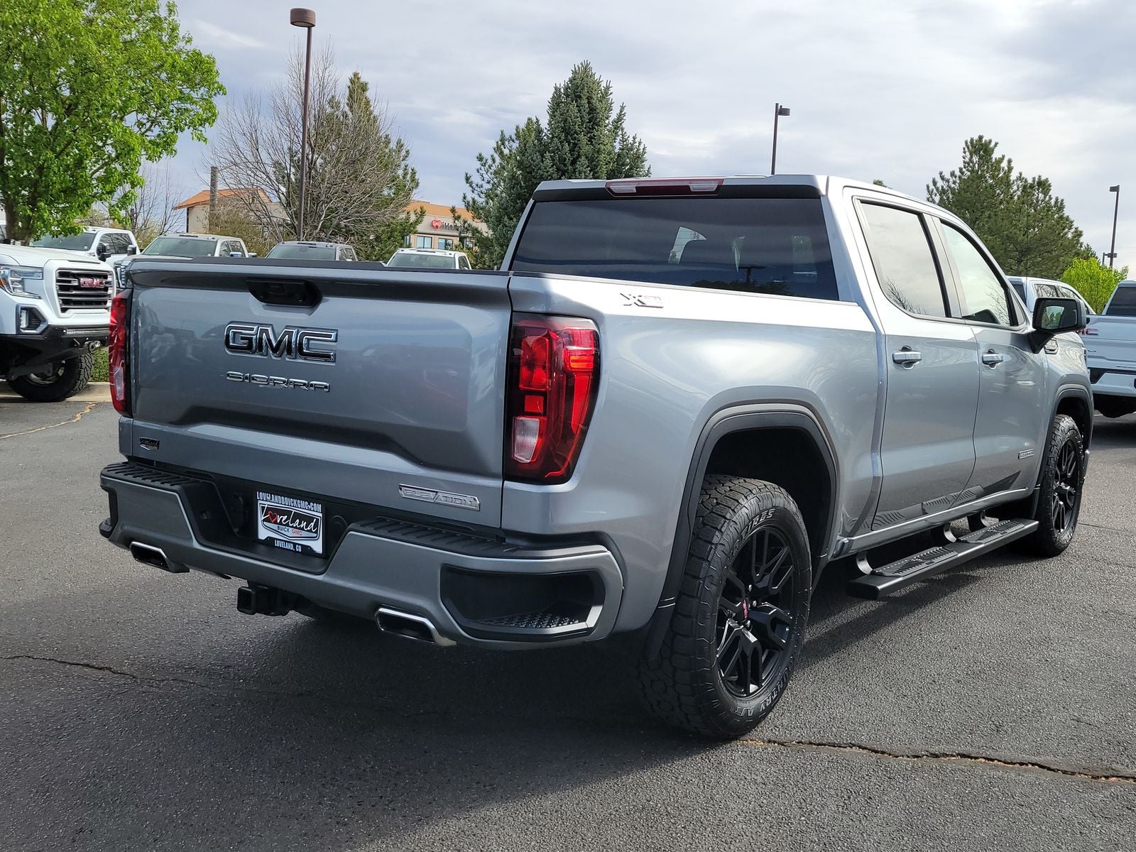 2023 GMC Sierra 1500 Elevation