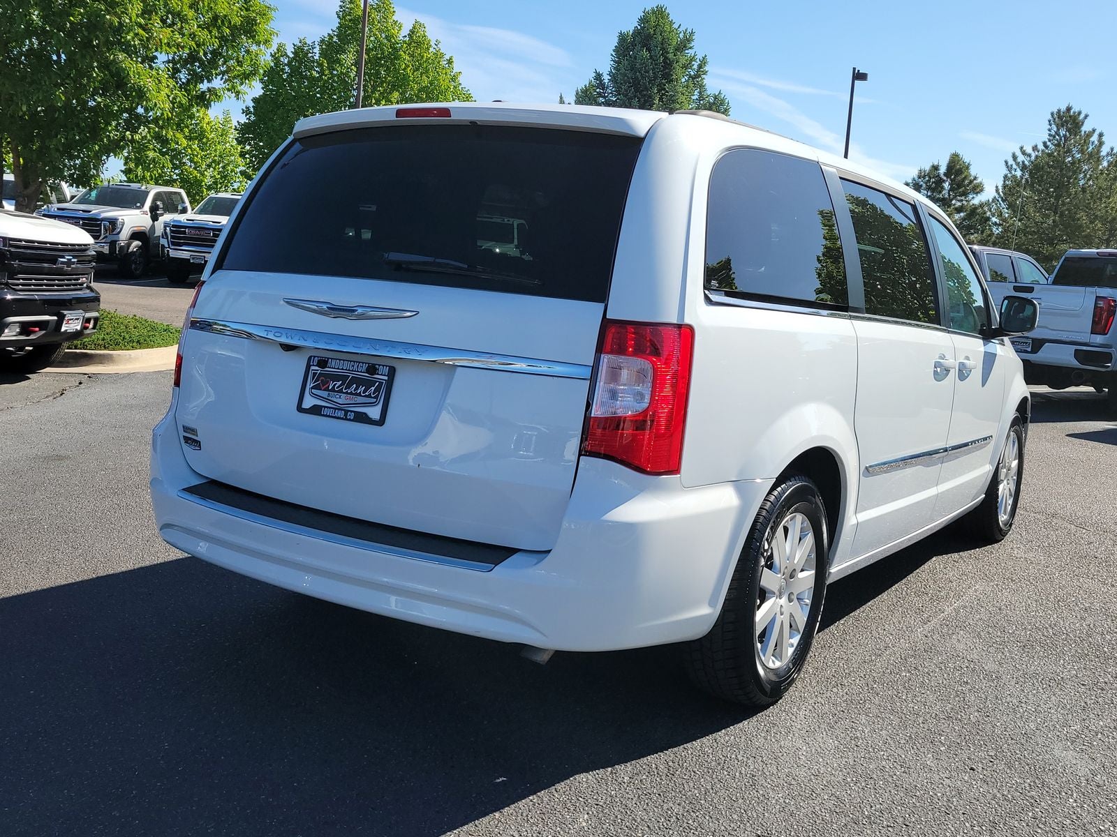 2016 Chrysler Town & Country Touring