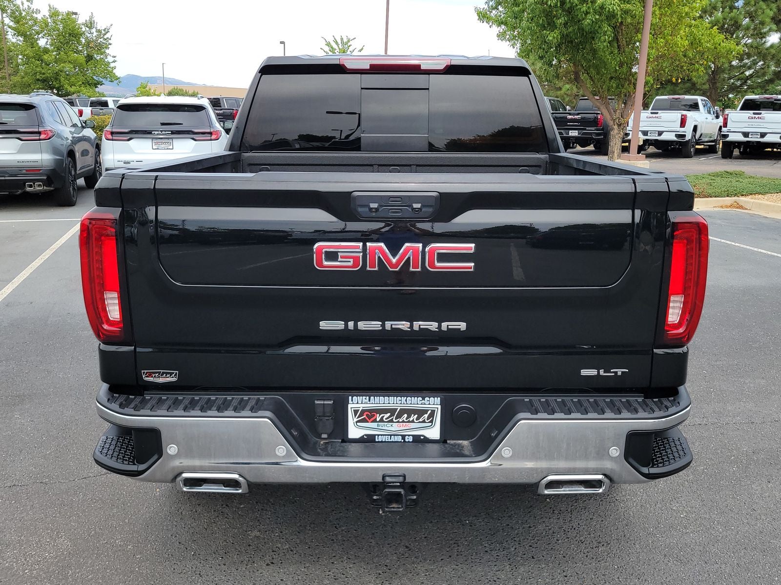 2025 GMC Sierra 1500 SLT