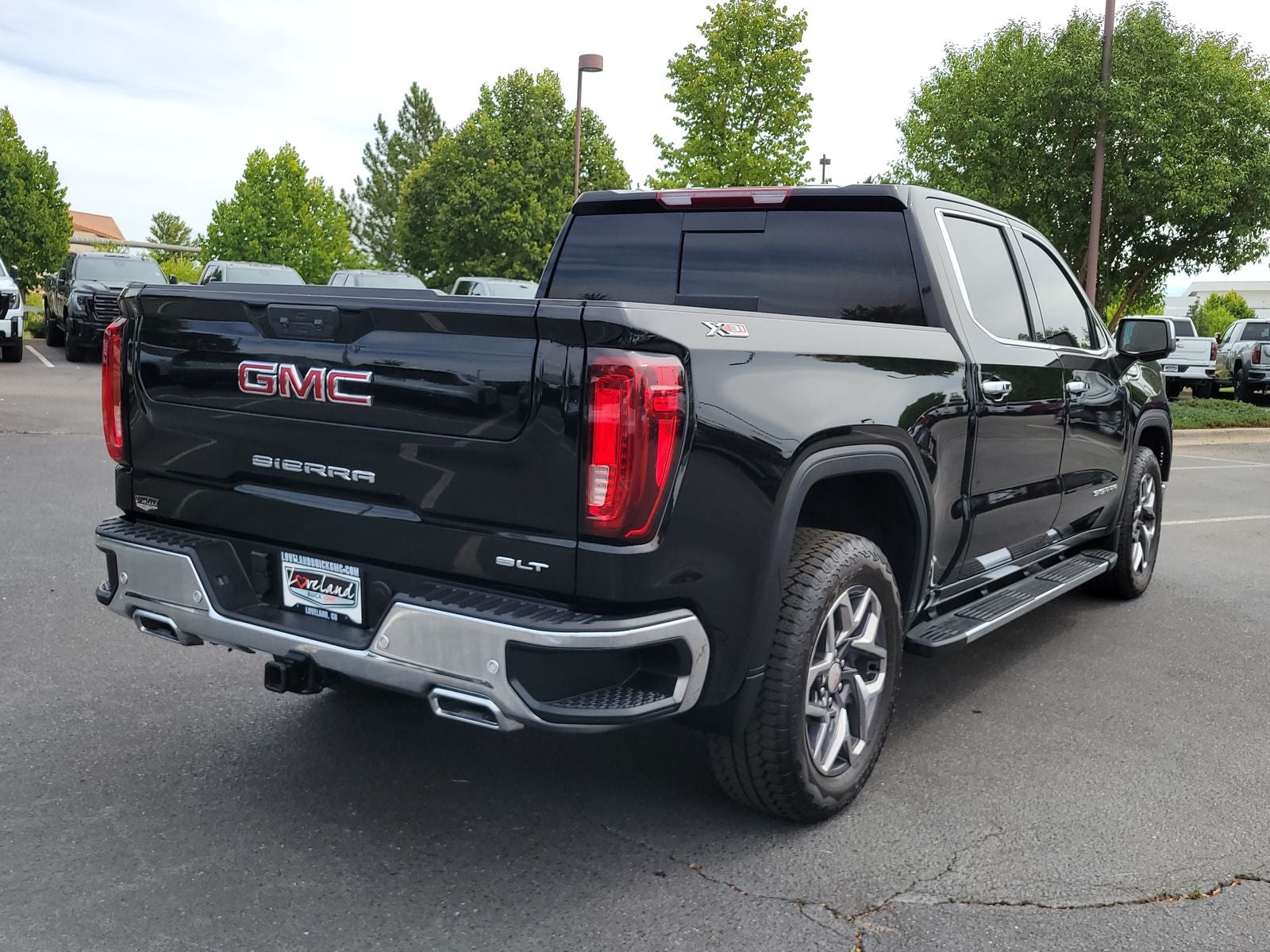 2025 GMC Sierra 1500 SLT
