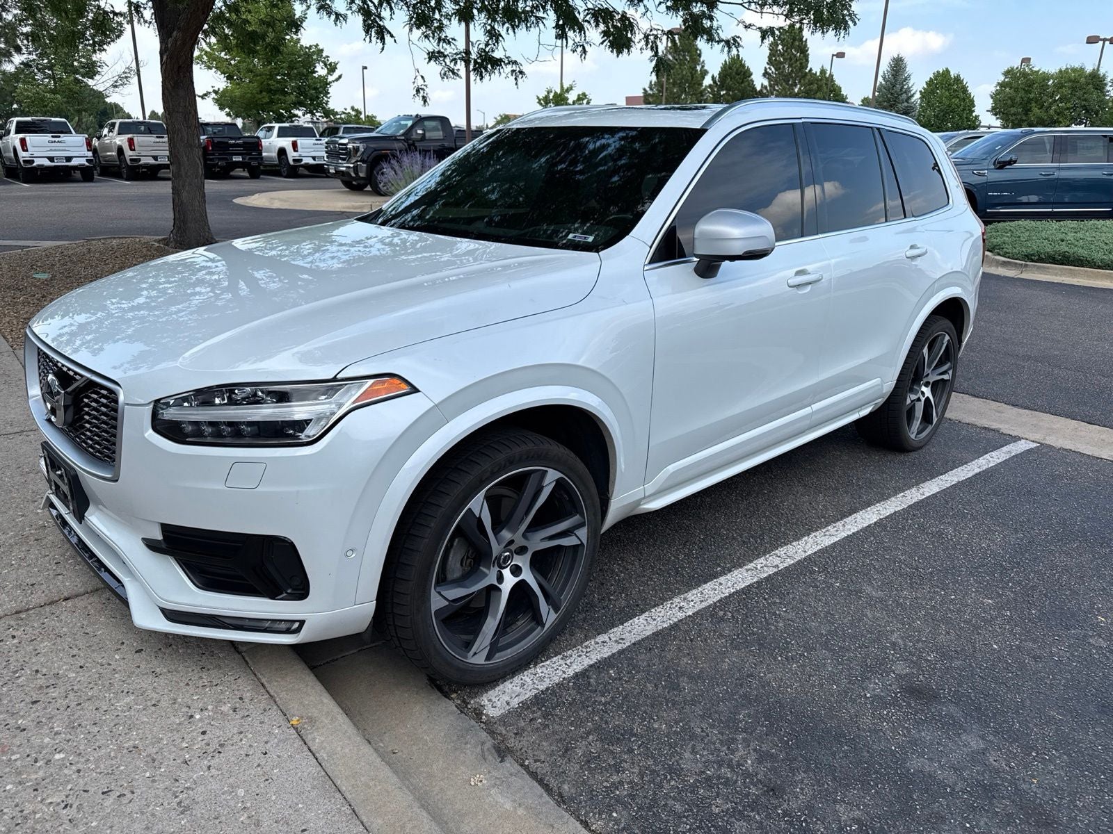 2017 Volvo XC90 T6 R-Design