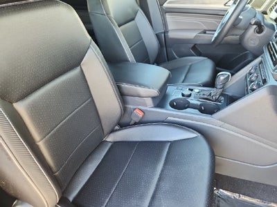 2023 Volkswagen Atlas Cross Sport 2.0T SE